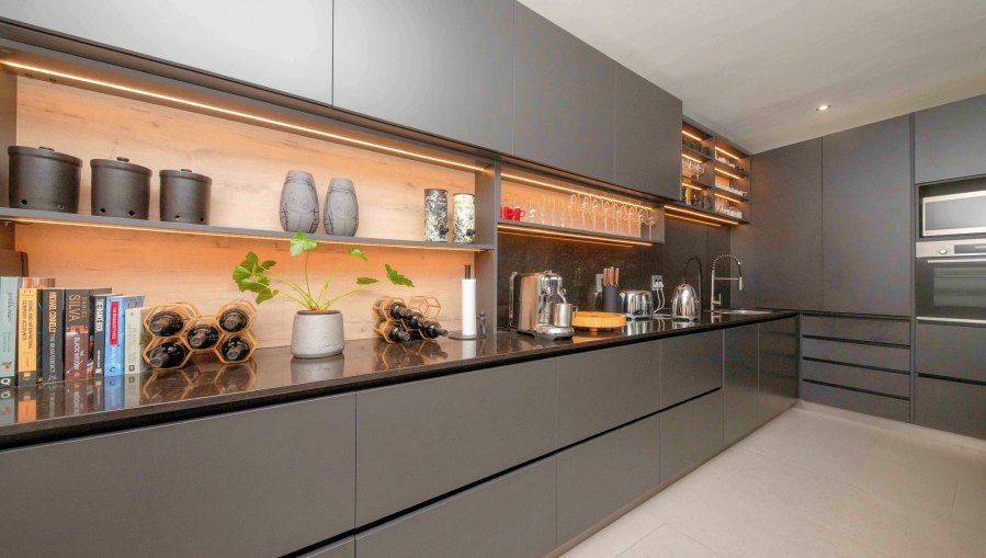 2 Bedroom Property for Sale in Cape Town City Centre Western Cape